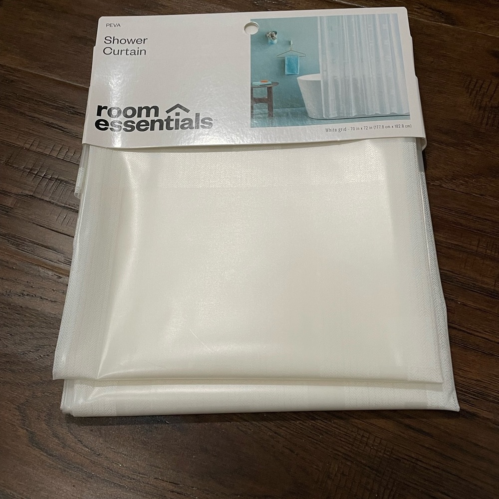 New Room Essentials Shower Curtain